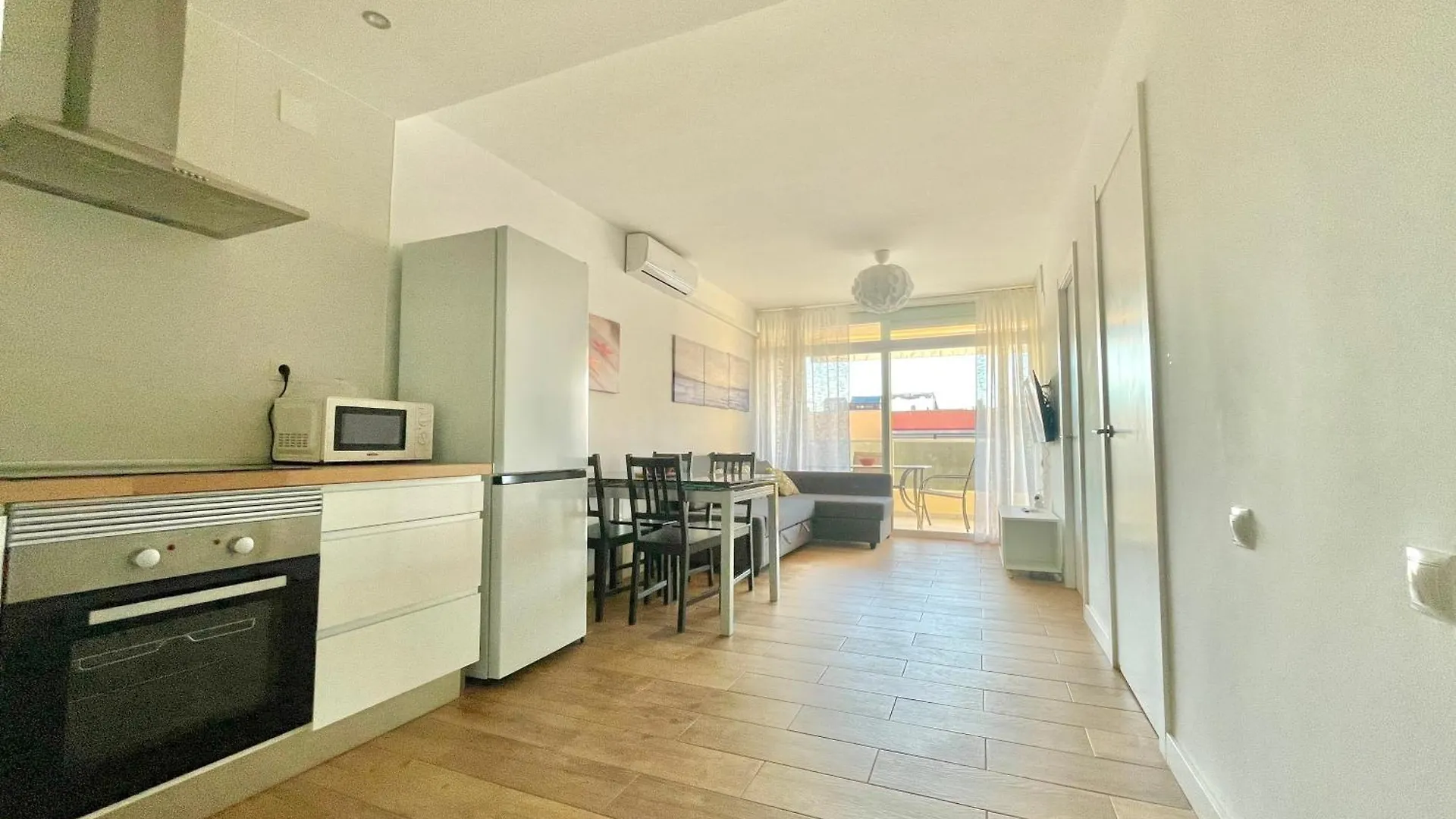 Costa Daurada Apartaments - Aquario Pineda La Pineda 0*,  España