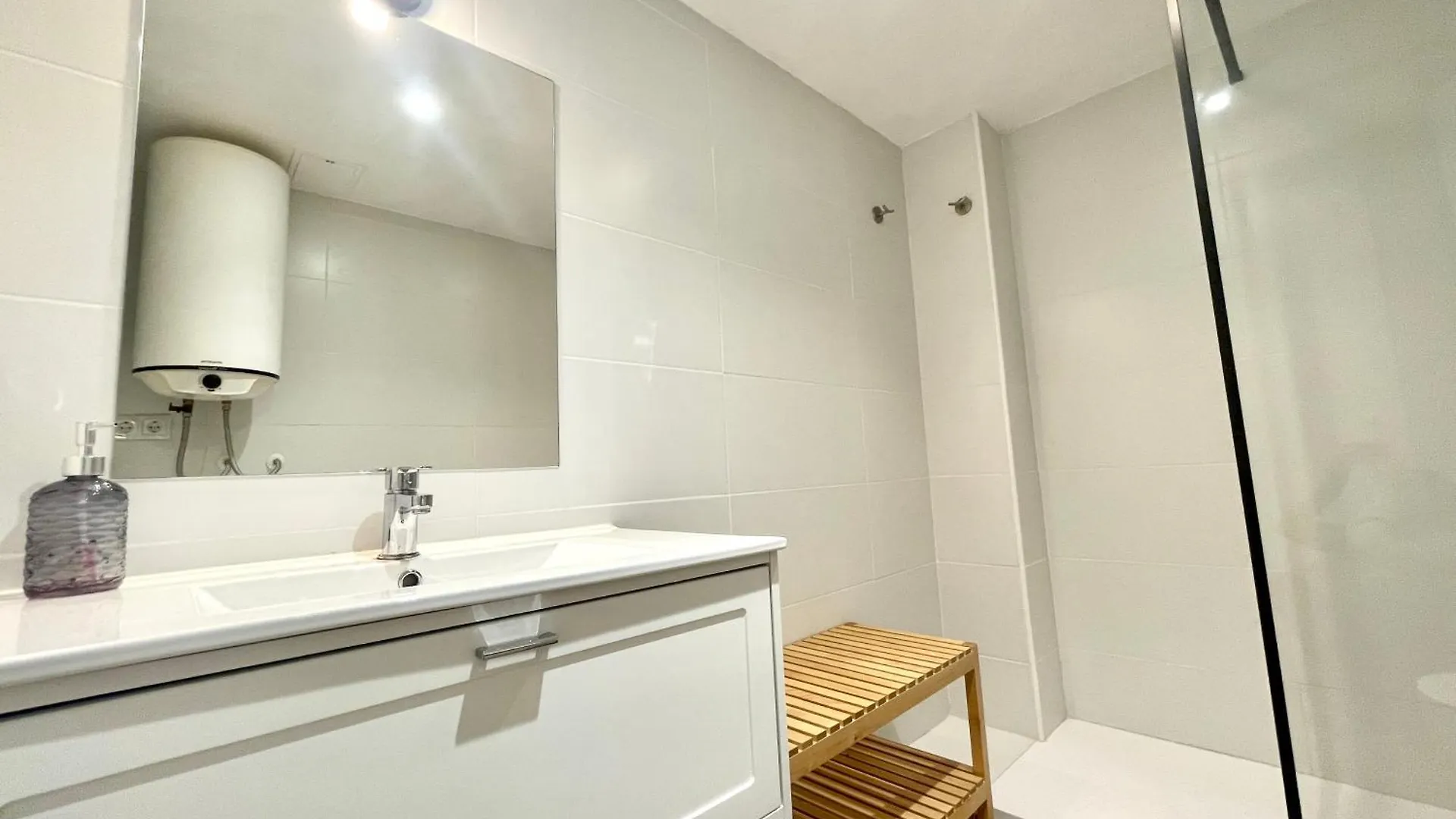 Costa Daurada Apartaments - Aquario Pineda ラ・ピネーダ 0*,