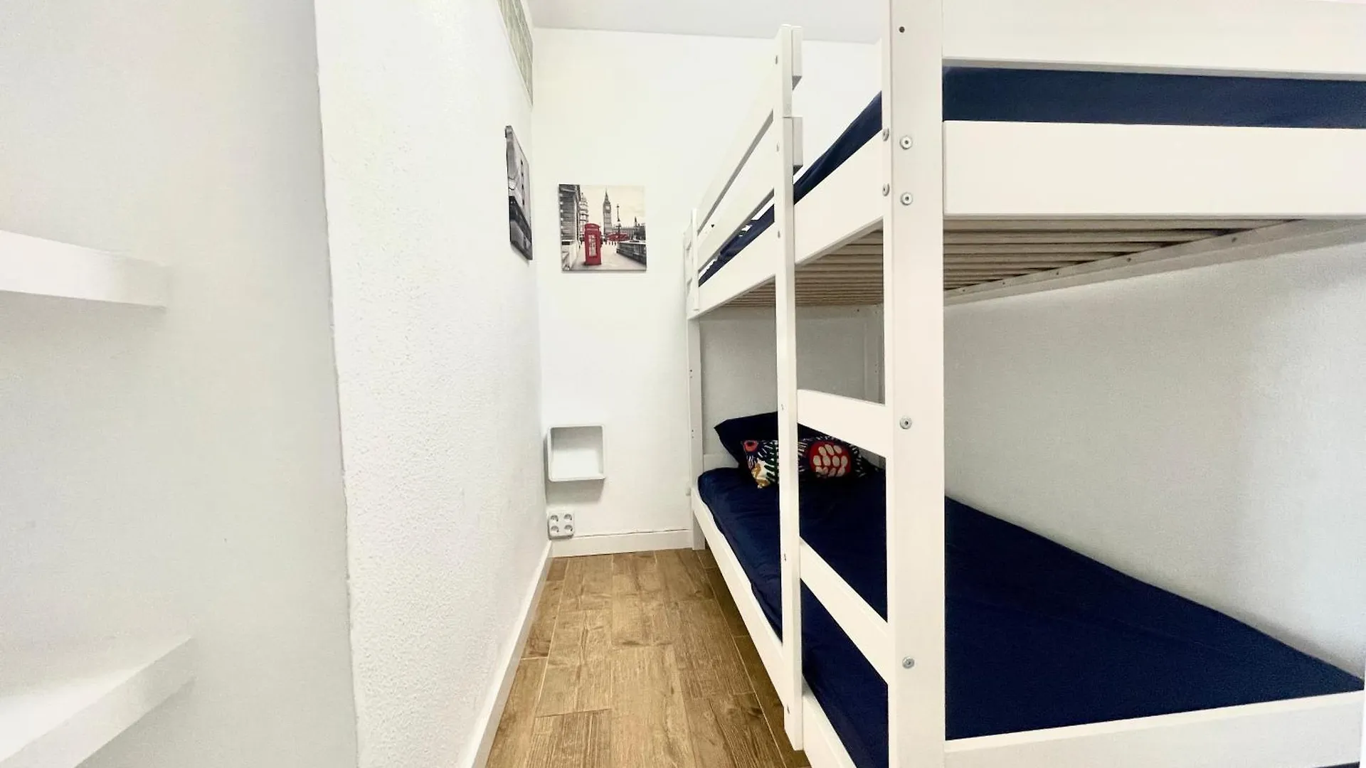 Costa Daurada Apartaments - Aquario Pineda ラ・ピネーダ 0*,  スペイン