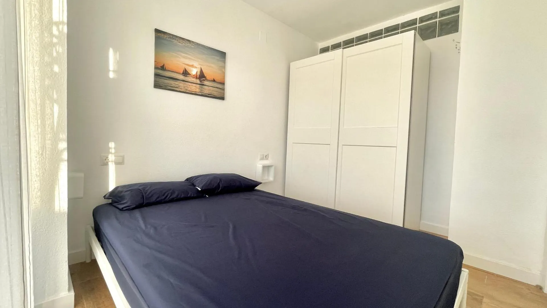 Costa Daurada Apartaments - Aquario Pineda La Pineda Apartment